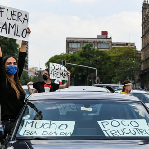Frente Nacional AntiAMLO protestan en CDMX
