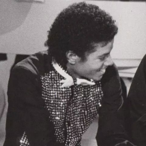 Michael Jackson’s Disco Anthem 3:8:25 4.21 PM