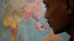 La storia di Cedric, un artista in fuga dal Congo