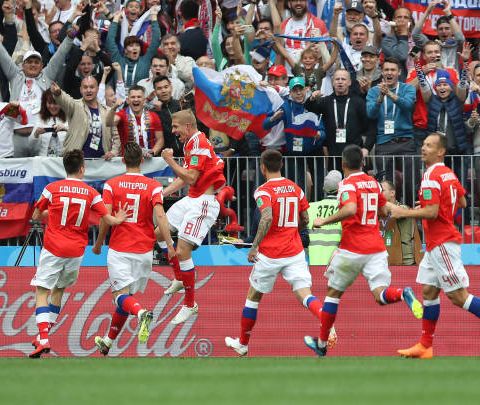 S2M: World Cup Day 1:  Russia Blows Out Saudi Arabia 5-0