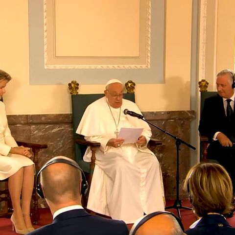 27/9 Paus Franciscus geeft toespraak aan de Belgische autoriteiten in het Kasteel van Laken