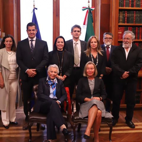 Sánchez Cordero se reúne con funcionarios de la Unión Europea