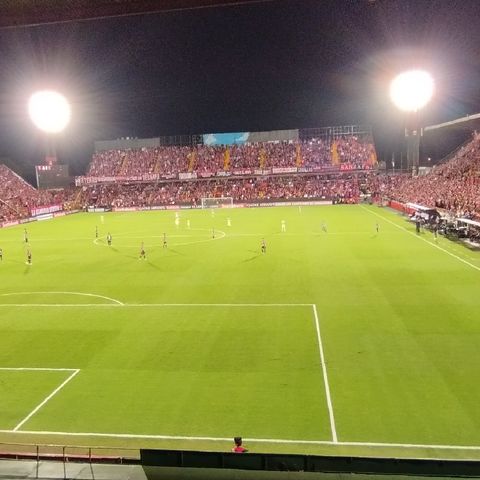 Alajuelense ridiculiza más al fútbol de Costa Rica