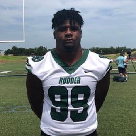 Rudder DL Lyndon Williams