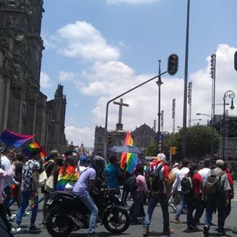 Celebran Día Internacional del Orgullo Gay en CDMX