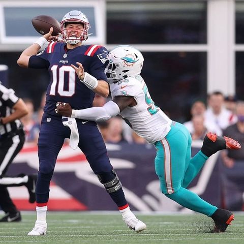 Episode 17 - Beantown Sports Wolfcast Patriots backs chocked to the Dolphins in the season opener