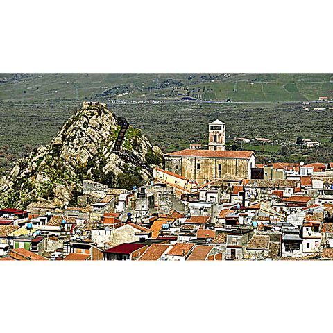 Maletto il castello della banda di feroci briganti (Sicilia)