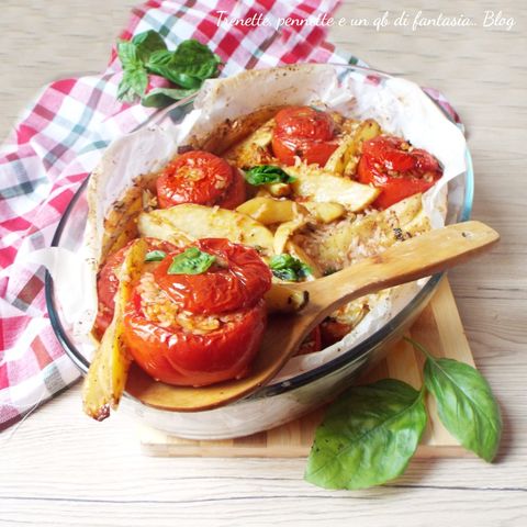 Pomodori ripieni di riso e tonno