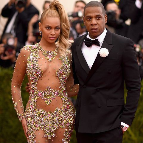 Pregnant Kylie, Jay Z and Beyonce Buy Houses & Walmart Food Delivery Service