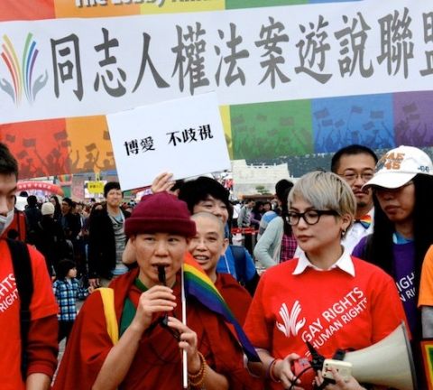 Cina - Matrimonio omosessuale in Cina? Non proprio...