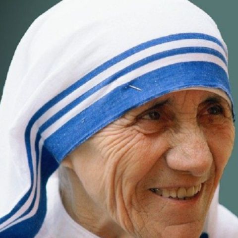 AperiStoria #32 - Madre Teresa di Calcutta e il Fantasma di Enver Hoxha