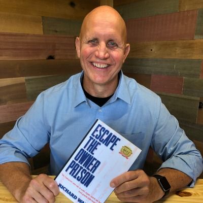 Interview with Richard Walsh author of Escape the Owner Prison the contractors new way to scale, regain control and fast track growth whil