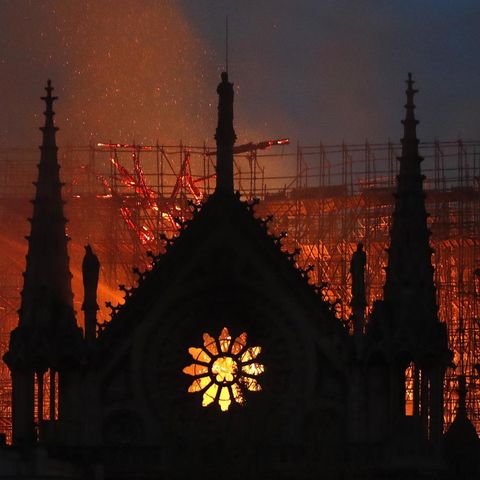 SPECIALE: Le notizie false sul rogo di Notre Dame