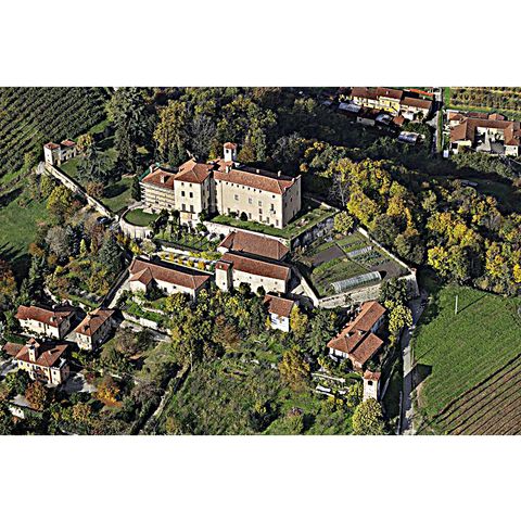 Castello della Manta (Piemonte)