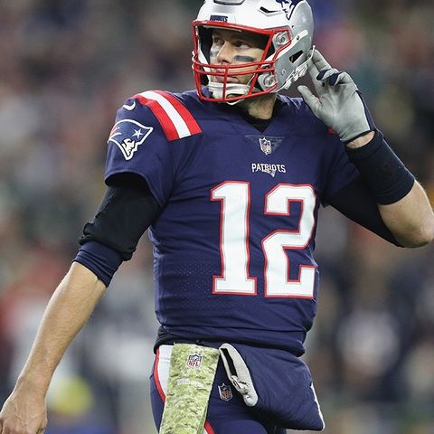 Patriots QB Tom Brady Captures All-Time Total Yards Record
