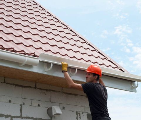 What You Should Know About Hiring A Carpenter Or Roofer?