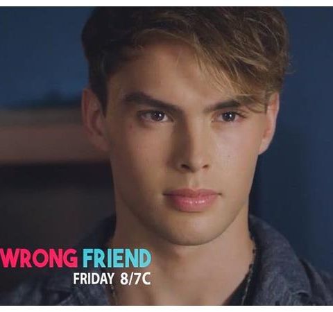 Model and Actor Jared Scott stops by #ConversationsLIVE