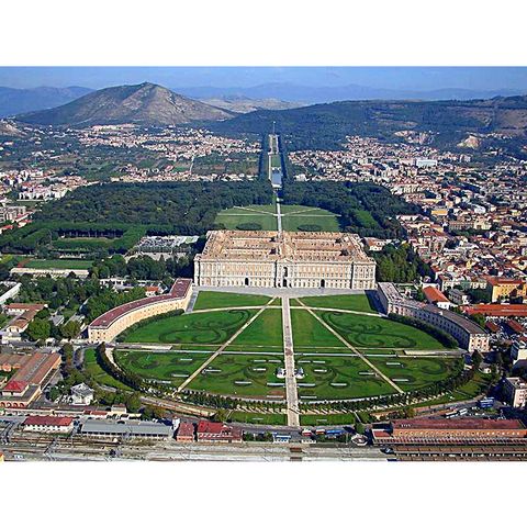 Stazione di Caserta - Ferrovia del Gusto Napoli-Mignano Monte Lungo (Campania)