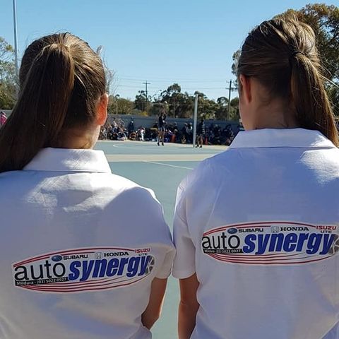 Raylene Vine fills in for daughter Caitlin in this week's Sunraysia Netball segment on the Flow Friday Sports Show