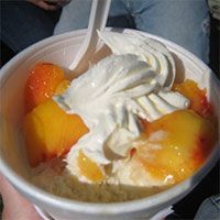 I Sleuth the Ultimate Dessert at the Winona Peach Festival