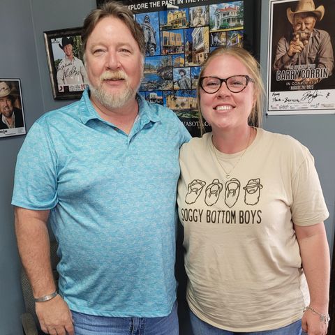 Anderson Mayor Marc Benton and Town Clerk Rebecca Ray