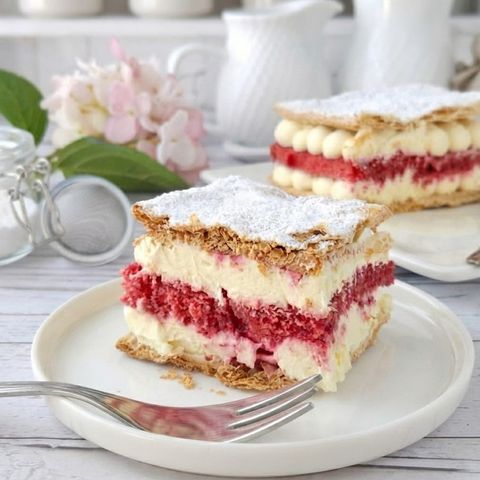 Torta diplomatica con alchermes