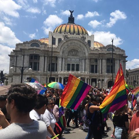 Continúa avanzando la marcha LGBT+ en la CDMX