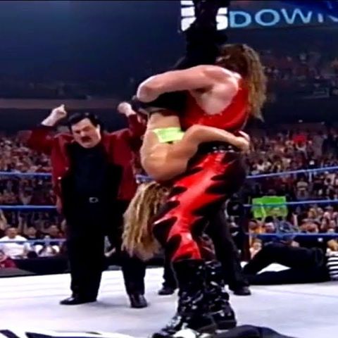 Wrestling Nostalgia: Kane Tombstones Tori - INCREDIBLE Pop