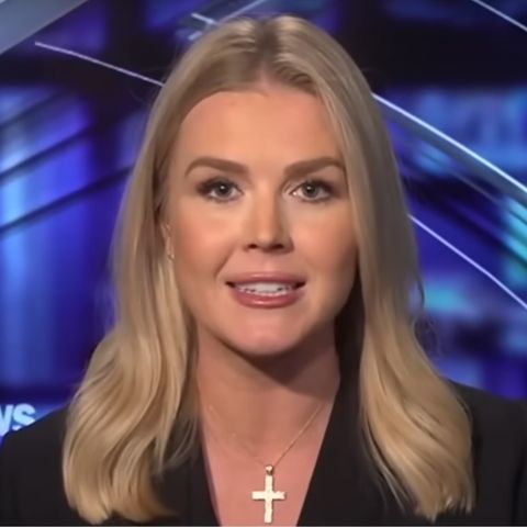 La portavoce di Trump ha 27 anni, è sposata, ha un figlio ed è cattolica
