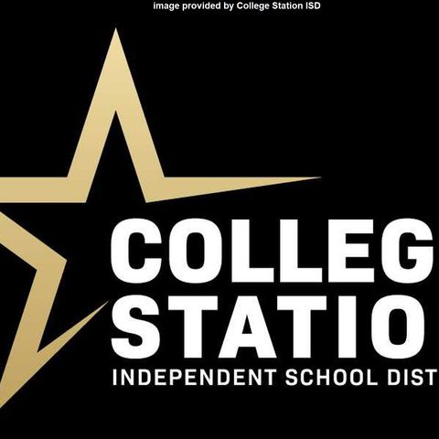 College Station ISD school board extends the superintendent's contract