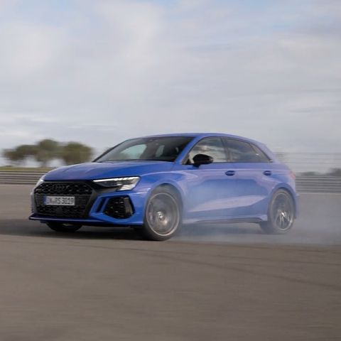 Audi RS3 Sportback Performance Edition – La sportiva da 300 all’ora