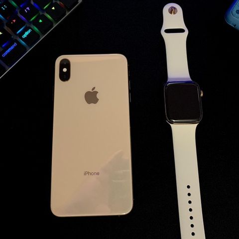 iPhone Xs Max e Apple Watch series 4: grosso è meglio?