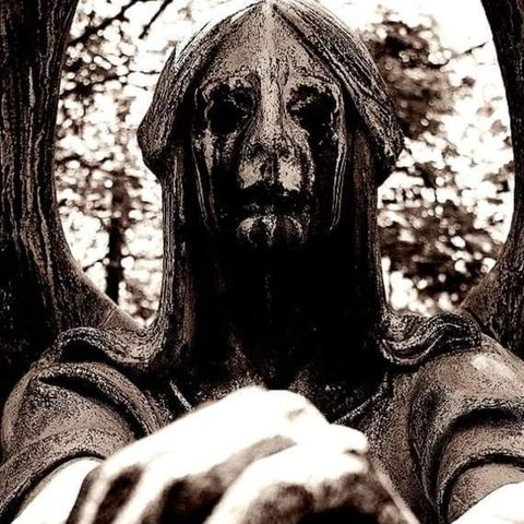 No tenía miedo 😨😲. La historia del guardia del cementerio...#terror #horror