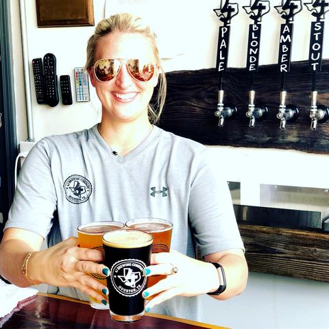 GCPH 31: LIVE with Jennifer Edwards from 4J Brewing, the only 100% FEMALE OWNED / 100% FEMALE BREWERS brewery we know of.
