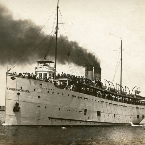 Chicago River Ghosts: The SS Eastland Disaster