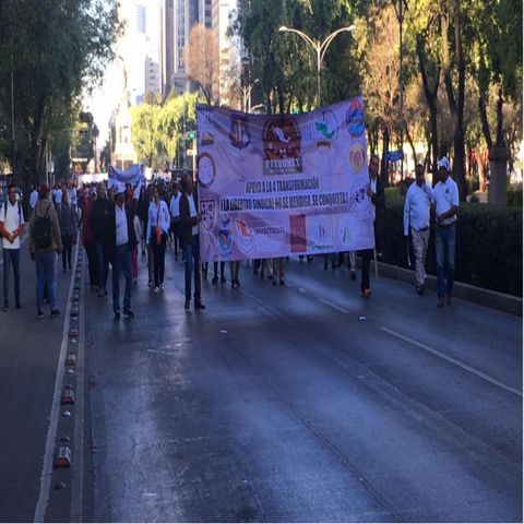 Trabajadores de Pemex marchan a Gobernación