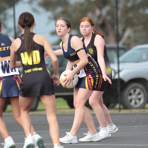 Sally Bywater reviews another slate of close games in an increasingly close KNT Netball league.