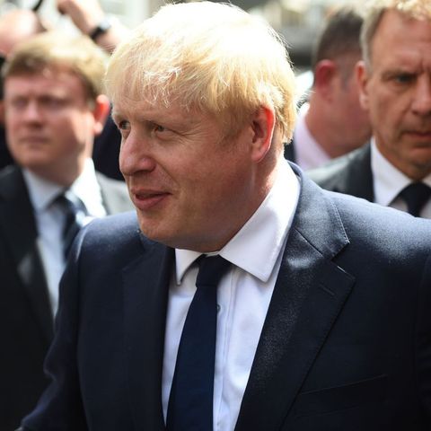 Minister quits ahead of predicted Tory leadership win for Boris Johnson