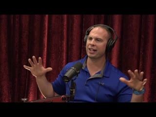 David Grusch- Former Intelligence Speaks With Rogan on Crash Retrievals, Alien Life and More