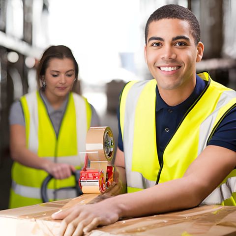 Why Pick and Pack Services Improve Order Processing in eCommerce