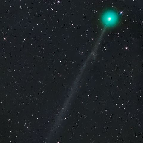 911-Comet Brightness Explosion