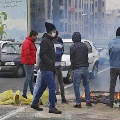 «بایستید»؛ و «ریشهٔ فساد را بکنید»!