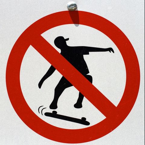 Prohibidas las hoverboard ¿seguirán los apuntadores láser?