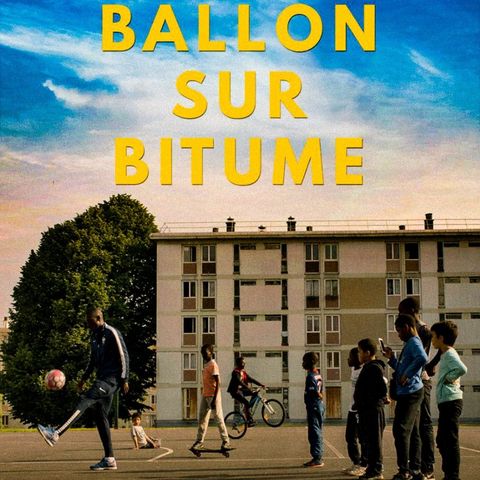 "Asfalto e pallone", il documentario di Netflix sul calcio nelle banlieue parigine