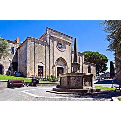Convento di San Francesco a Tarquinia (Lazio)