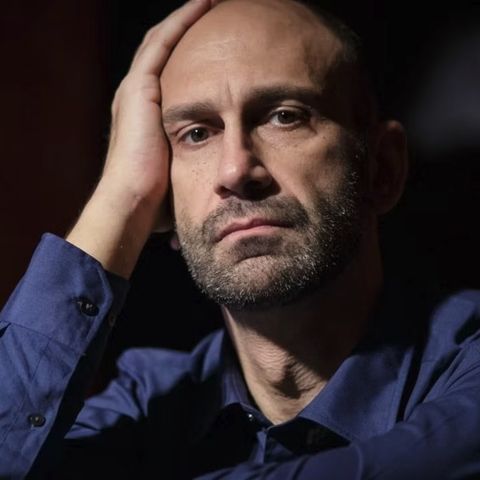 ARLECCHINO SERVITORE DI DUE PADRONI | Intervista a Stefano de Luca