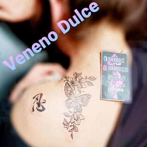 Veneno Dulce, la mujer que tatua