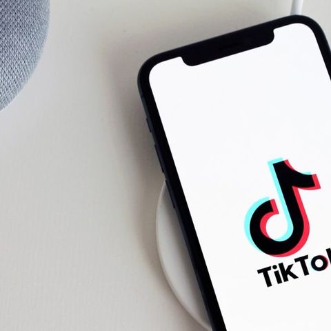 TikToker: i nuovi protagonisti del mondo digitale