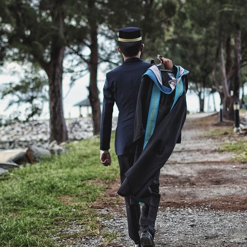 Federal Government Invalidates Cotonou University Degrees Issued Since 2017, Orders Termination of Affected Employees