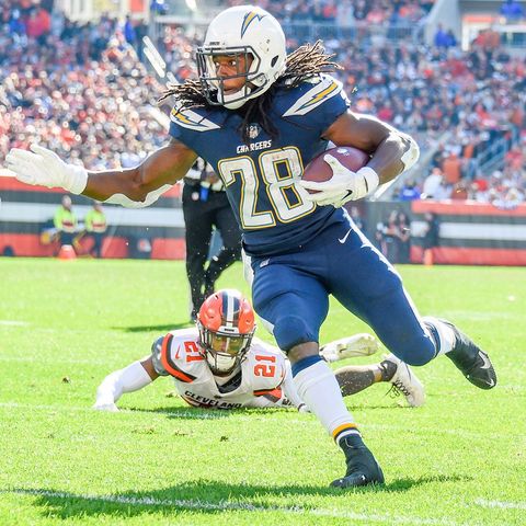 DT Daily 2/7: Howard Charges Dropped, Melvin Gordon to Fins? Zach HOF
